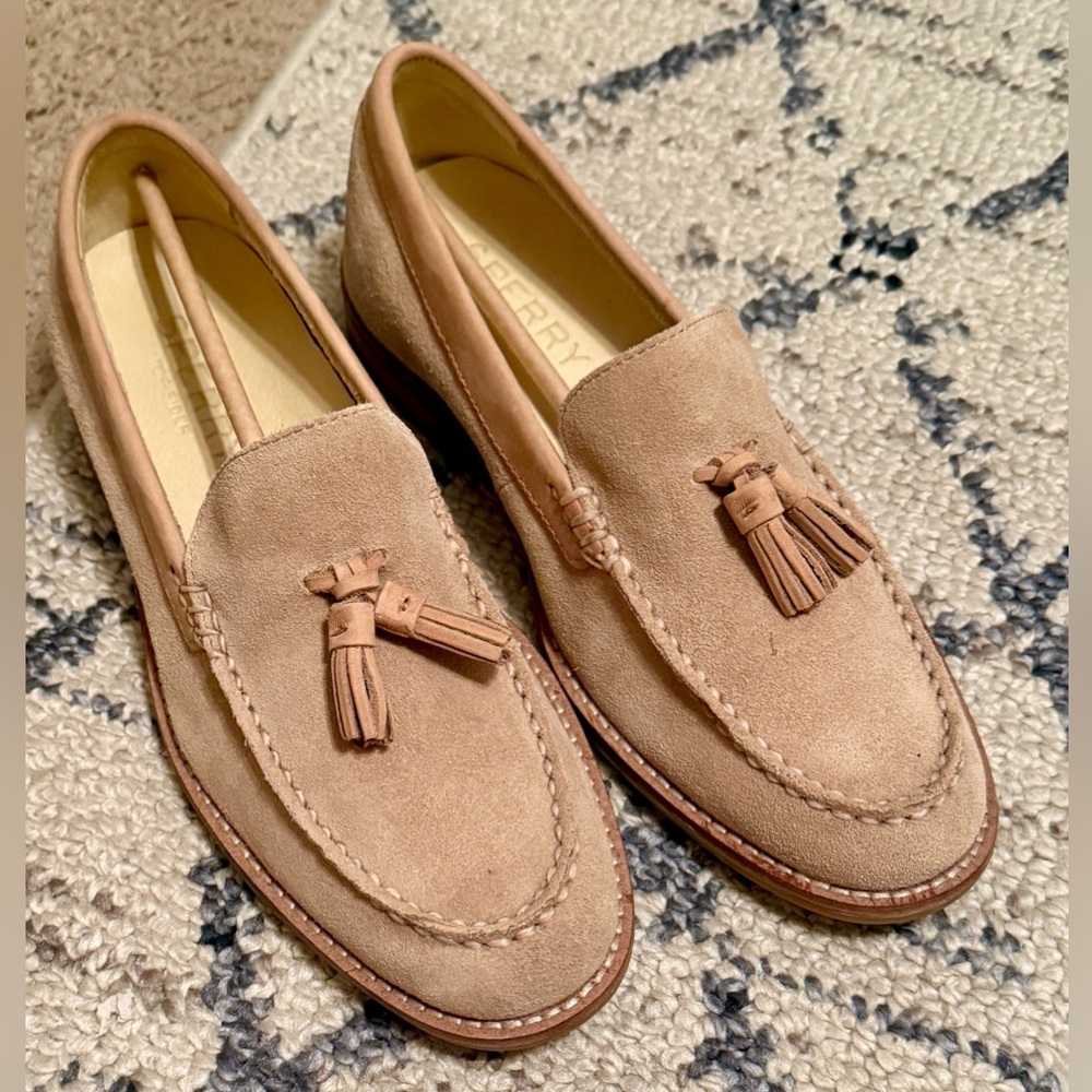 Sperry Tan Suede Tassel Loafers